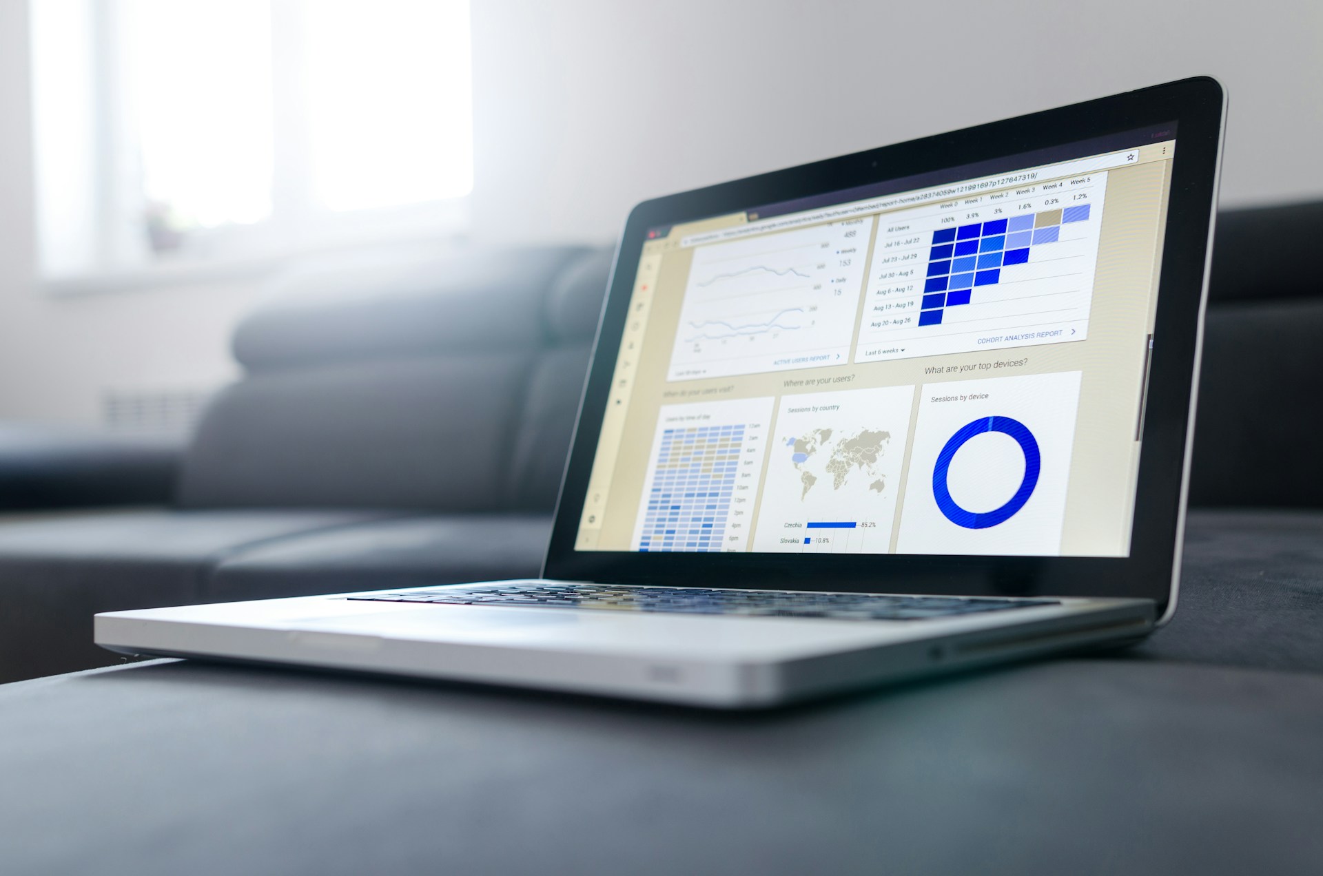 <span style="color:#18999F">CURSO 100% VIRTUAL</span><br><br><a href="https://www.fce.unam.edu.ar/capacitaciones/introduccion-a-la-visualizacion-de-datos-para-los-negocios-con-power-bi/">Introducción a la visualización de datos para los negocios con Power BI</a>